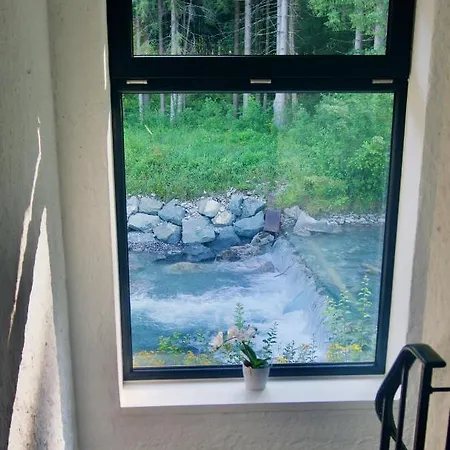 Auberge de jeunesse Mountain *
