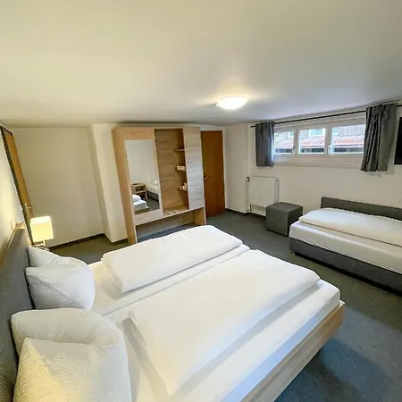 Mountain Hostel *